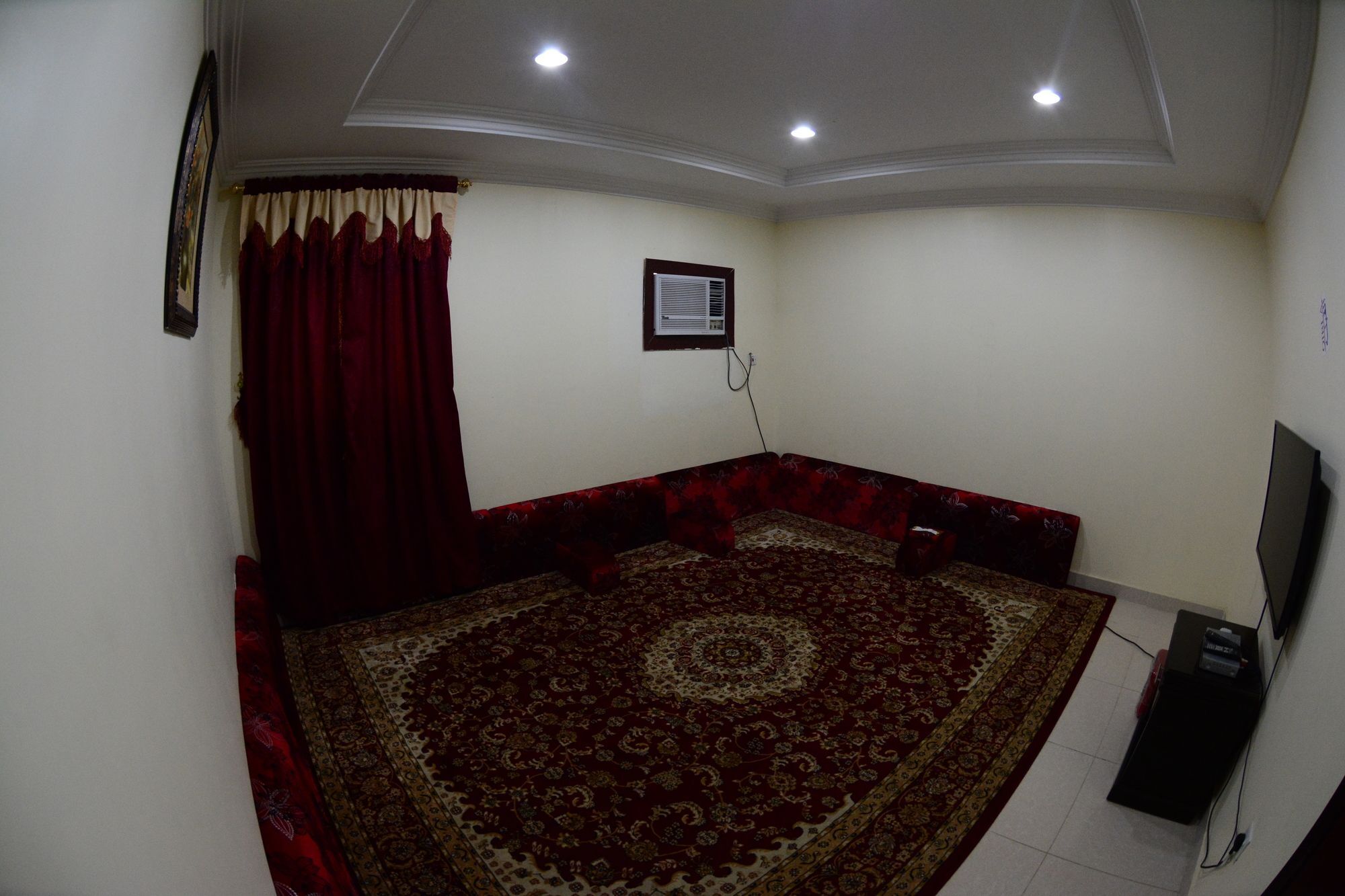 Al Eairy Apartment- Dammam 3 Al Mubarakiyah Экстерьер фото